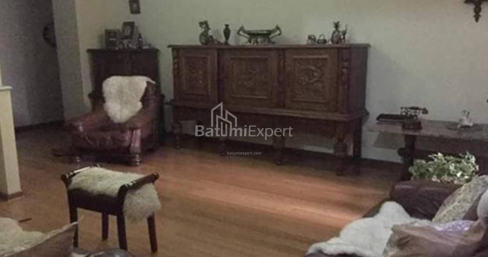 شقة سكنية 220 متر مربع - لوكي اساتياني, باتومي, جورجيا