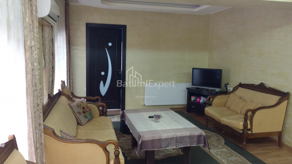 شقة سكنية 106 متر مربع - زورابا جورجيلادزه, باتومي, جورجيا