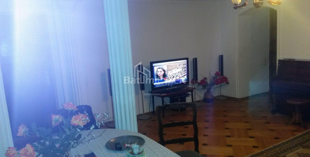 شقة سكنية 83 متر مربع - زورابا جورجيلادزه, Batumi, جورجيا