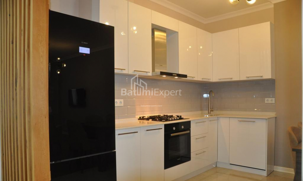 شقة سكنية 87 متر مربع - زورابا جورجيلادزه, Batumi, جورجيا