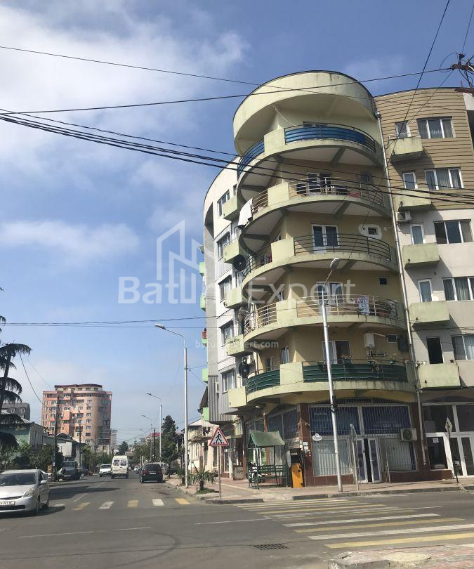 شقة سكنية 80 متر مربع - بيتر تشايكوفسكي, Batumi, جورجيا