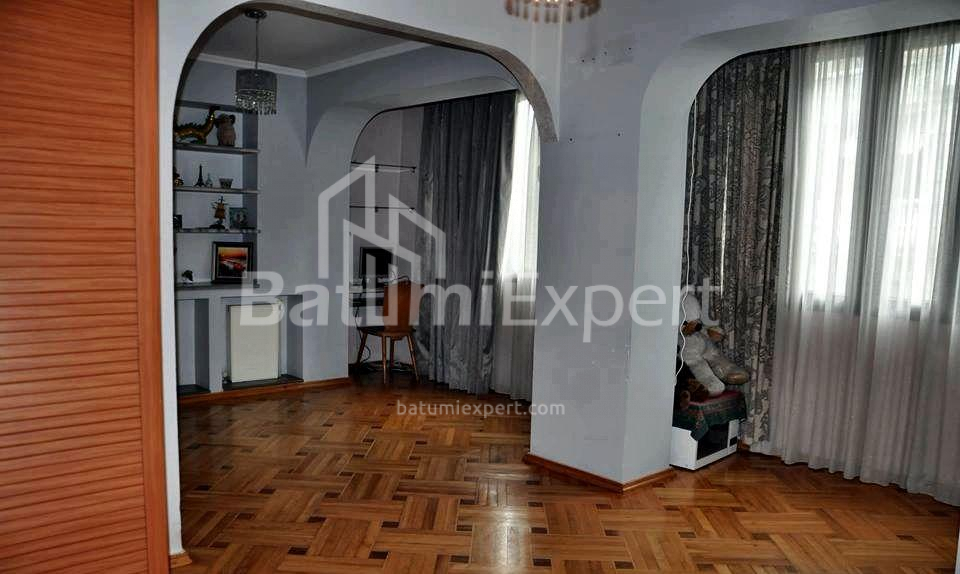 شقة سكنية 116 متر مربع - يوريفسكايا, Batumi, جورجيا