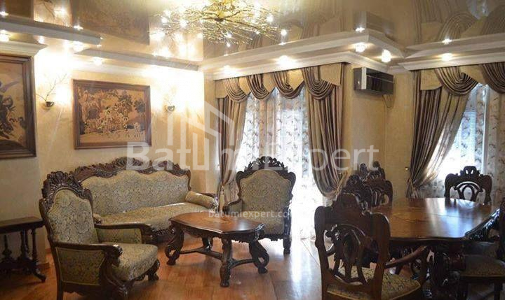شقة سكنية 186 متر مربع - يوسف كوبالادزه, Batumi, جورجيا