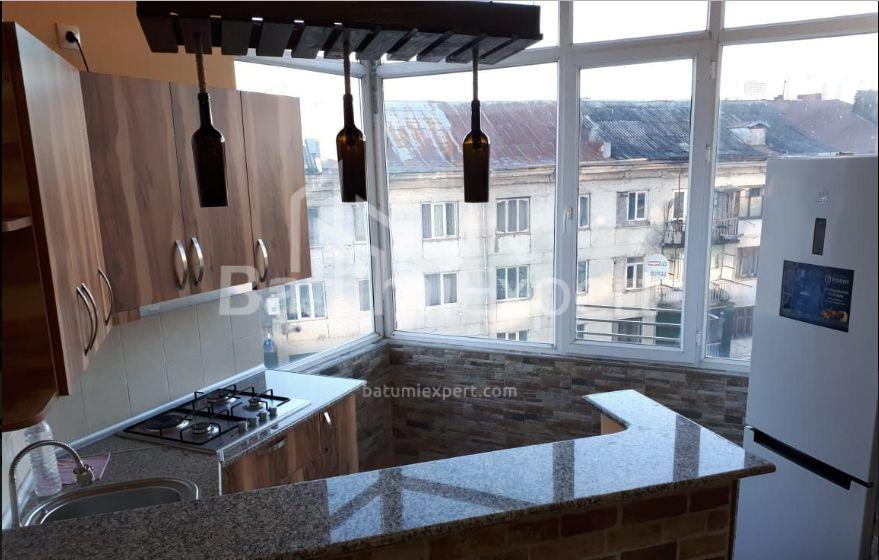 شقة سكنية 72 متر مربع - ميخائيل ليرمونتوف, Batumi, جورجيا