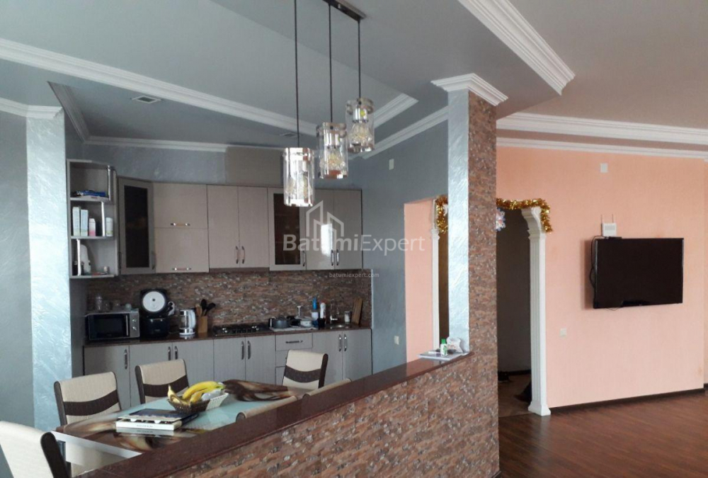 شقة سكنية 120 متر مربع - يوريفسكايا, Batumi, جورجيا