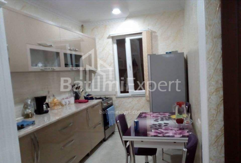 شقة سكنية 76 متر مربع - يوسف كوبالادزه, Batumi, جورجيا