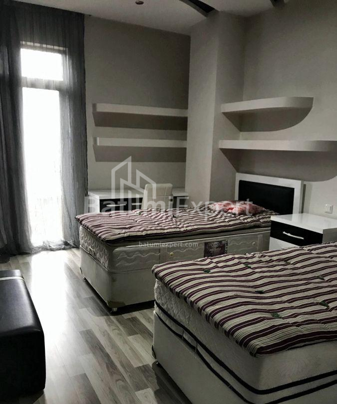 شقة سكنية 96 متر مربع - فاختانغ جورجاسالي, Batumi, جورجيا
