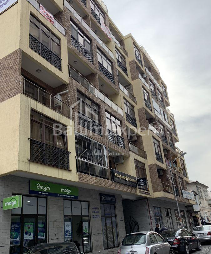 شقة سكنية 90 متر مربع - فاختانغ جورجاسالي, Batumi, جورجيا