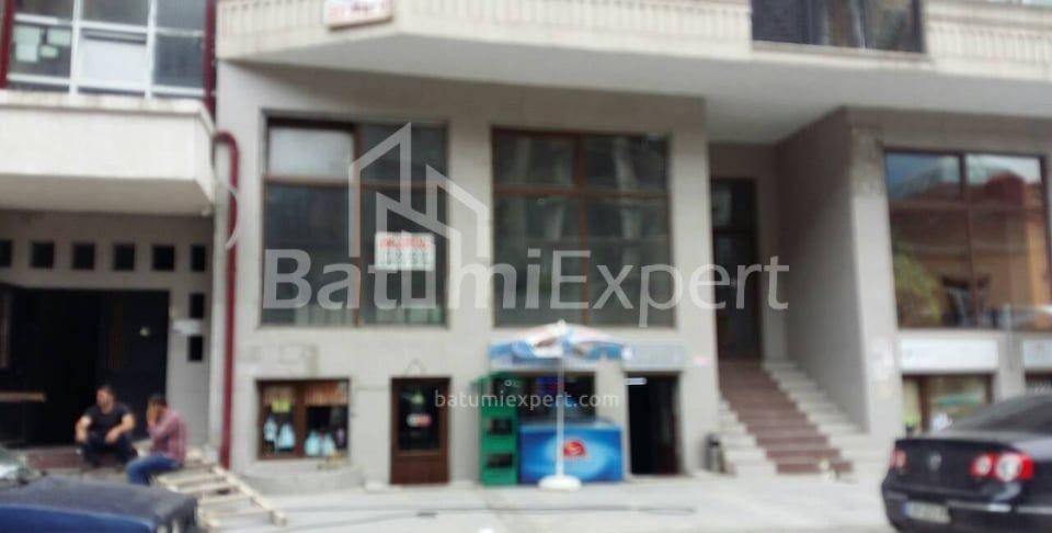 شقة سكنية 212 متر مربع - الملك بارنافاز, Batumi, جورجيا