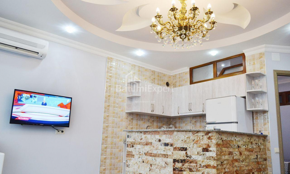 شقة سكنية 60 متر مربع - الكسندرا بوشكين, Batumi, جورجيا