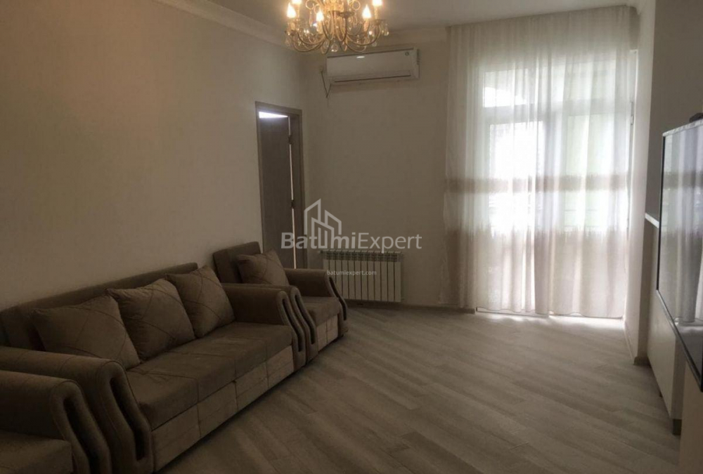 شقة سكنية 80 متر مربع - شالفا إيناساريدزه, Batumi, جورجيا