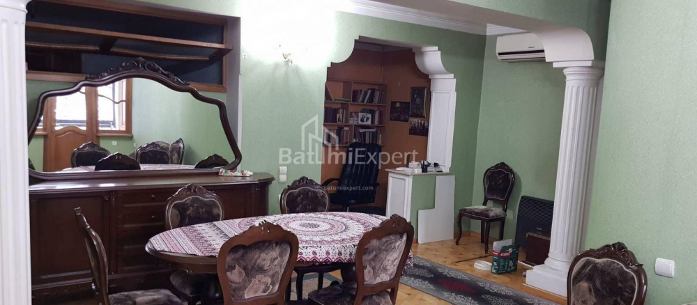 شقة سكنية 90 متر مربع - فاختانغ جورجاسالي, Batumi, جورجيا