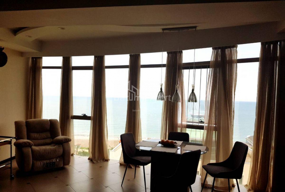 شقة سكنية 128 متر مربع - زورابا جورجيلادزه, Batumi, جورجيا