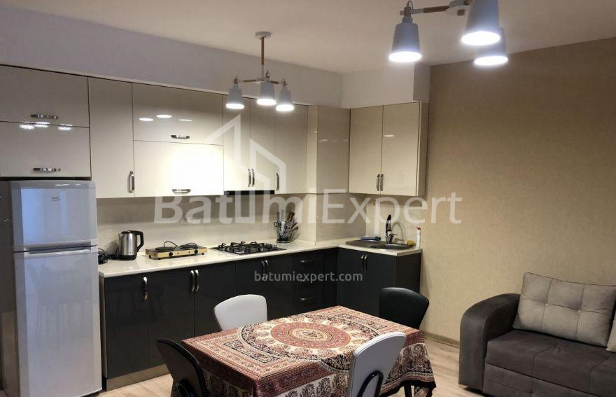 شقة سكنية 57 متر مربع - فاختانغ جورجاسالي, باتومي, جورجيا