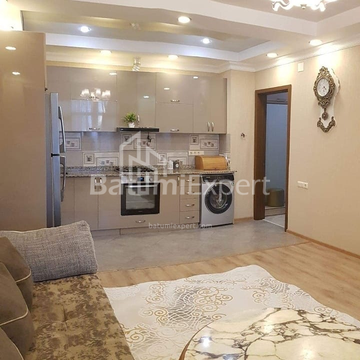 شقة سكنية 85 متر مربع - Ekvtime تاكايشفيلي, Batumi, جورجيا