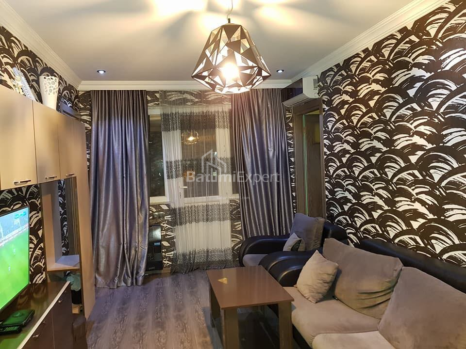 شقة سكنية 84 متر مربع - إيفان جافاخيشفيلي, Batumi, جورجيا