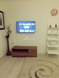 شقة سكنية 78 متر مربع - الملك بارنافاز, باتومي, جورجيا