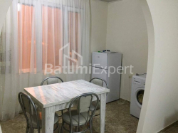 شقة سكنية 2-комн 44 m² - إيفان جافاخيشفيلي, Batumi