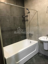شقة سكنية 2-комн 84 m² - ديفيد أغماشينبلي, Batumi