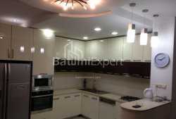 شقة سكنية 150 متر مربع - فاختانغ جورجاسالي, Batumi, جورجيا