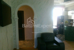 شقة سكنية 3-комн 80 m² - شالفا إيناساريدزه, Batumi