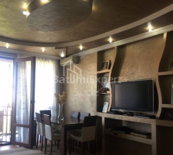 شقة سكنية 3-комн 80 m² - يوريفسكايا, Batumi