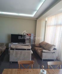 شقة سكنية 2-комн 77 m² - يوريفسكايا, Batumi