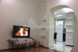 شقة سكنية 130 متر مربع - شريف خيمشياشفيلي, Batumi, جورجيا