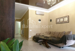 شقة سكنية 90 متر مربع - نيكو بيروسماني, Batumi, جورجيا