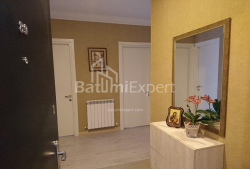 شقة سكنية 90 متر مربع - نيكو بيروسماني, Batumi, جورجيا