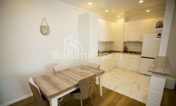 شقة سكنية 3-комн 70 m² - نيكو بيروسماني, Batumi