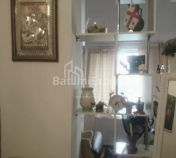شقة سكنية 4-комн 300 m² - الملك بارنافاز, Batumi
