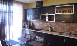 شقة سكنية 84 متر مربع - ايليا تشافتشافادزه, Batumi, جورجيا