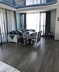شقة سكنية 3-комн 90 m² - يوريفسكايا, Batumi