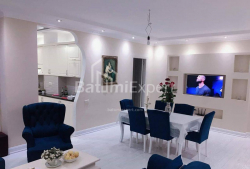 شقة سكنية 86 متر مربع - الكسندرا بوشكين, Batumi, جورجيا