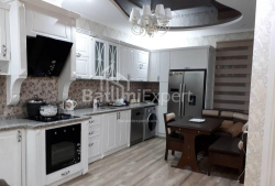 شقة سكنية 4-комн 105 m² - يوريفسكايا, Batumi