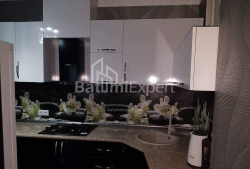 شقة سكنية 4-комн 76 m² - شالفا إيناساريدزه, Batumi