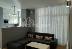شقة سكنية 3-комн 80 m² - الكسندرا بوشكين, Batumi