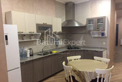 شقة سكنية 3-комн 122 m² - زورابا جورجيلادزه, Batumi