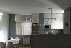 شقة سكنية 3-комн 80 m² - الكسندرا بوشكين, Batumi