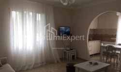 شقة سكنية 2-комн 44 m² - إيفان جافاخيشفيلي, Batumi