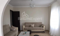 شقة سكنية 2-комн 44 m² - إيفان جافاخيشفيلي, Batumi