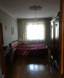 شقة سكنية 4-комн 73 m² - الملك بارنافاز, Batumi
