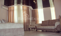شقة سكنية 80 متر مربع - زورابا جورجيلادزه, Batumi, جورجيا