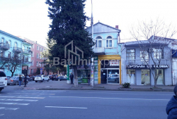 شقة سكنية 7-комн 240 m² - ايليا تشافتشافادزه, Batumi