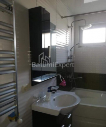 شقة سكنية 85 متر مربع - الملك بارنافاز, Batumi, جورجيا