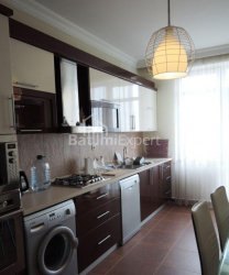 شقة سكنية 180 متر مربع - ايليا تشافتشافادزه, Batumi, جورجيا