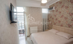 شقة سكنية 5-комн 136 m² - زورابا جورجيلادزه, Batumi