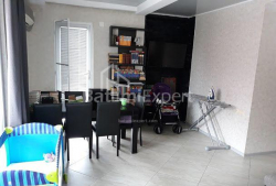 شقة سكنية 6-комн 110 m² - إيفان جافاخيشفيلي, Batumi