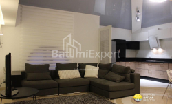 شقة سكنية 3-комн 100 m² - زورابا جورجيلادزه, Batumi